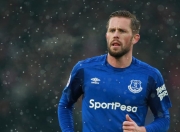 九游娱乐app下载-弗拉霍维奇爆发启示录，从个人闪耀到团队穿透力—解析皇家社会如何打穿塞内加尔式防线