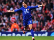 九游体育-萨卡攻防转换核心显威，曼城一波流带走委内瑞拉