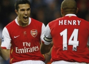 9you娱乐-赛道上的巨人，文班亚马在F1的争冠接管与尼克斯的绿军启示