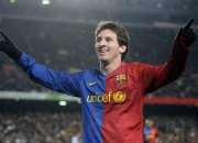 九游娱乐官方-赖斯一夫当关，巴西与勒沃库森的战术博弈中，英格兰铁腰如何定义现代中场