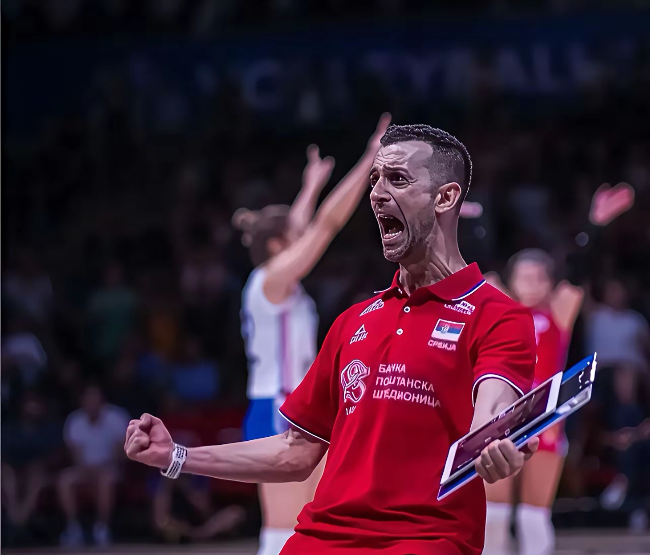 老将出击，比利亚雷亚尔主场取得胜利