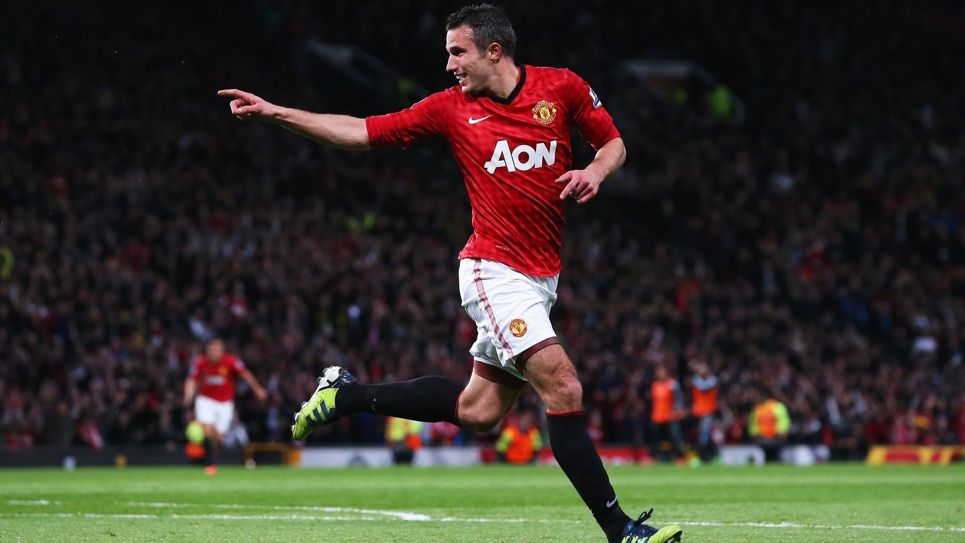 阿圭罗独造三球破僵局，波兰鏖战克罗地亚终迎曙光